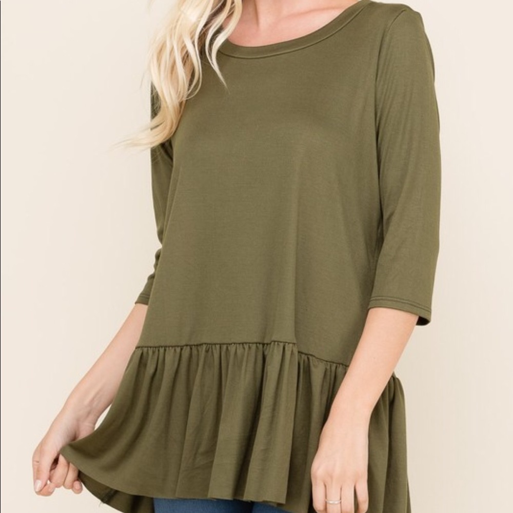 Olive Drop waist Pleated 3/4 Sleeve Top - Picture 2 of 4